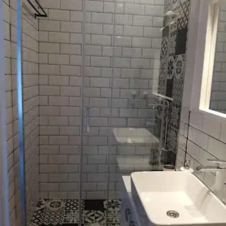 Studio With Balcony Apartment